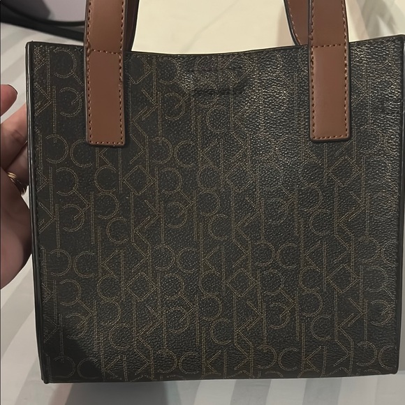 Brown Tote purse with matching wallet - Picture 7 of 11